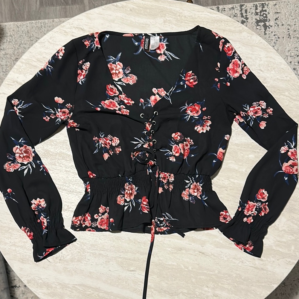 Forever 21 Black and Pink Tie Front Smocked Blouse